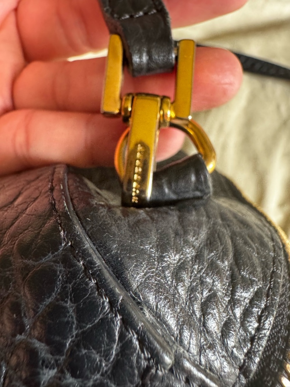 Classic Black Leather Satchel Handbag - Designer Style - Picture 7 of 7